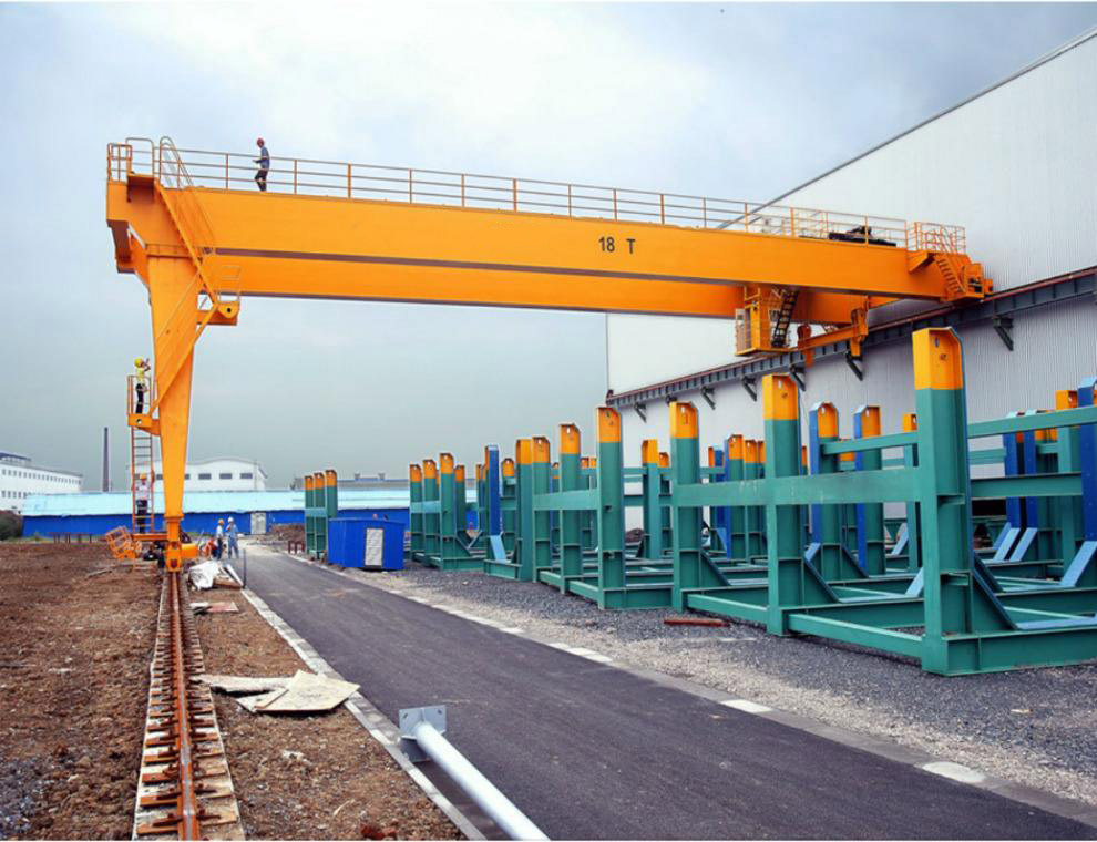 Semi gantry crane